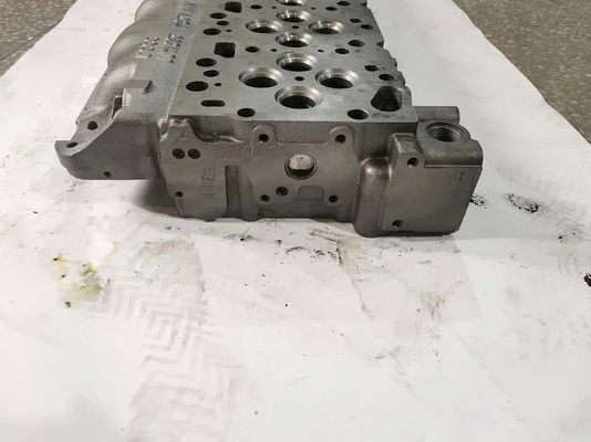 4936081 KOMATSU PC220-8 Excavator Spare Parts 6D107 Engine Cylinder Head Sub Assembly Reference NO. 1000928221 OEM STAND