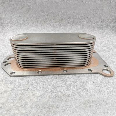 Car Model DONGFENG FOTON AUMAN Truck Get the Best Cooling Performance with Cummins DCEC 6CT 8.3 Engine Oil Cooler
