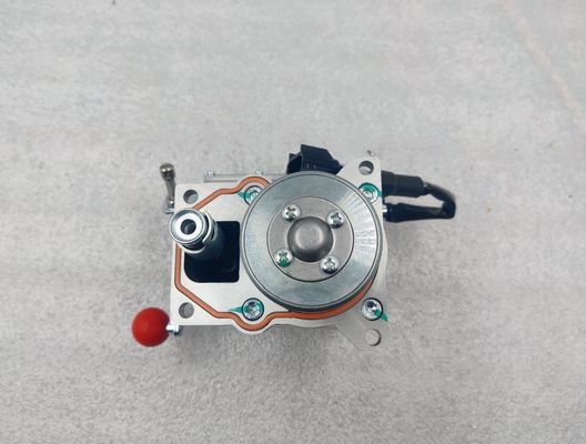Weichai WD615.46D/WD618.42D/WD10/WP10/WP4/WP6 Engine Electric Adjustable Oil Pump Electromagnetic Actuator 100% Truck Bolts