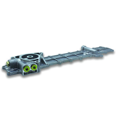 OE NO. ME033687 14.0L 6D34 6D14 6D15 6D31 6D16 4HK1 Sk200-5 Oil Cooler Cover for Mitsubishi ISUZU Diesel Engine Excavator
