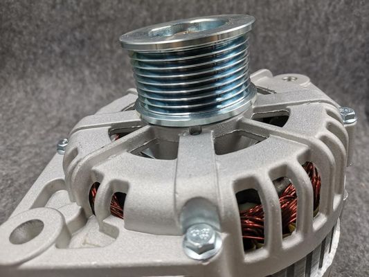 Metal 4930794 3415691 4934903 Jfz2707A DCEC Cumins 6CT Engine 28V 70A Alternator Assembly for Replace/Repair