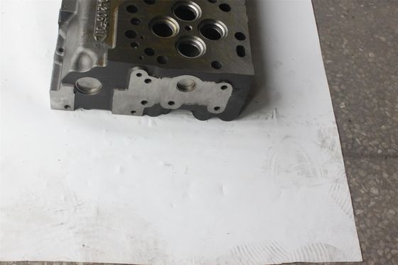 DCEC 6D114 Engine Cylinder Head Perfect for Repair/Replacement Needs