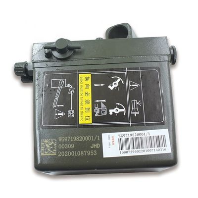 OE NO WG97198200011 Lifting Pump for Sinotruk HOWO Truck Cab Hydraulic Hand Pump
