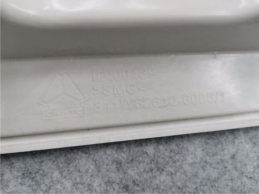 OEM 811W62610-6006 SINOTRUK HOWO SITRAK Cab C7H G7H Truck Parts Intermediate Coating State Right Door Lower Trim Panel Assembly
