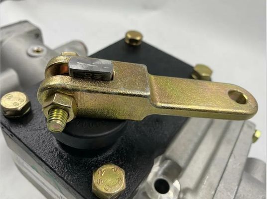 OE AZ2203210737 Sinotruk Gearbox Howo HW25712 Double Lever 10th Gear Small Cover Assembly