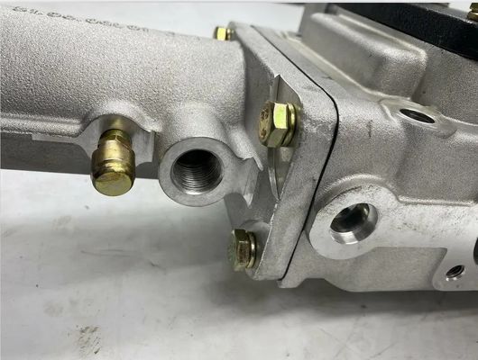 OE AZ2203210737 Sinotruk Gearbox Howo HW25712 Double Lever 10th Gear Small Cover Assembly