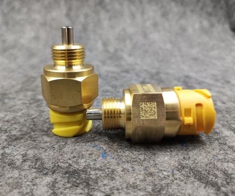 Sinotruk HOWO Heavy Truck Spare Parts AZ2209280024 Pressure Switch for Metal Repair/Replace Purpose