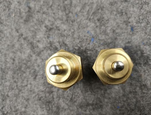 Sinotruk HOWO Heavy Truck Spare Parts AZ2209280024 Pressure Switch for Metal Repair/Replace Purpose