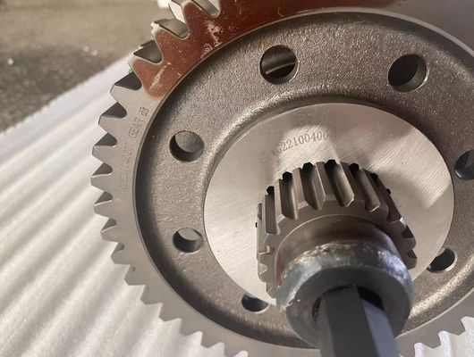 Gear Box AZ2203040405 for Sinotruk HOWO 336 371 380 HW10 Truck FAST Transmission Parts Distributor