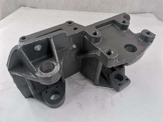 SINOTRUK Howo 8*4 Truck Axle Front Bracket Right Spring Bracket with ISO9001 Certification