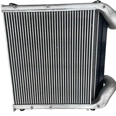 OE 752W06100-0080 752W06100-0081 712W06100-0103 Sinotruk Sitrak C7H MC11 Truck Engine Cooling Module Water Tank Radiator