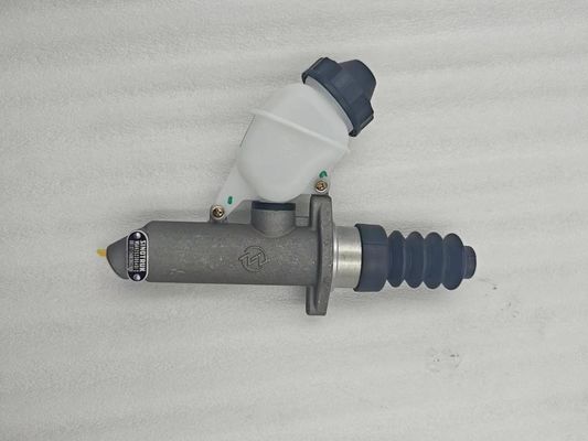 WG9925230540 Sinotruk Sitrak Howo T7H Heavy Truck Clutch System Spare Parts Clutch Master Cylinder with 1 Trucks