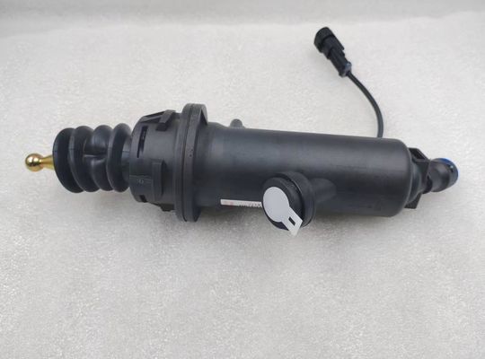 711W30715-6152 Heavy Truck Howo T5G Sitrak C7H Original Clutch Master Cylinder with ISO9001 2008 Certification