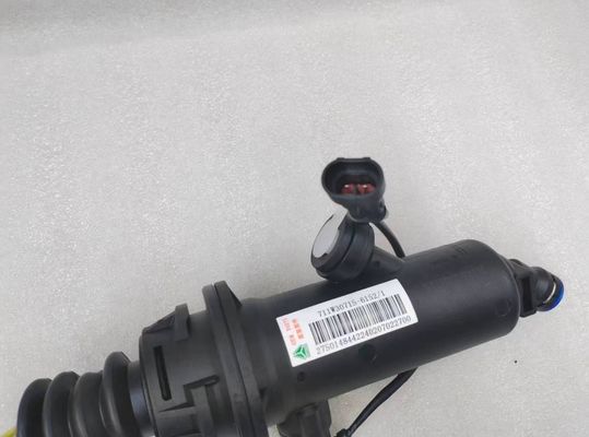 711W30715-6152 Heavy Truck Howo T5G Sitrak C7H Original Clutch Master Cylinder with ISO9001 2008 Certification