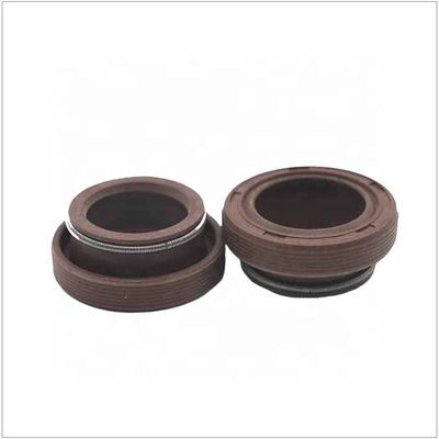 Photo Showing Skeleton Oil Seal for Heavy-Duty Truck Sinotruk HOWO Sitrak D12 Engine Parts VG1540040022