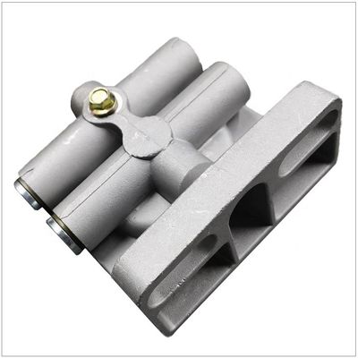 Weichai Engine Parts Sinotruk HOWO Truck 371 Engine Fuel Filter Base Water Separator Base for Long-lasting Performance