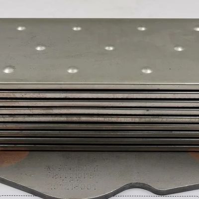 Weichai WD615 WD618 Engine Spare Parts Oil Cooler for Sinotruk HOWO Shacman Truck OEM Size