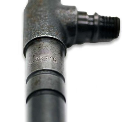 Metal 3D76 Excavator Parts Fuel Injector Assembly for Kubota V2607 Diesel Engine