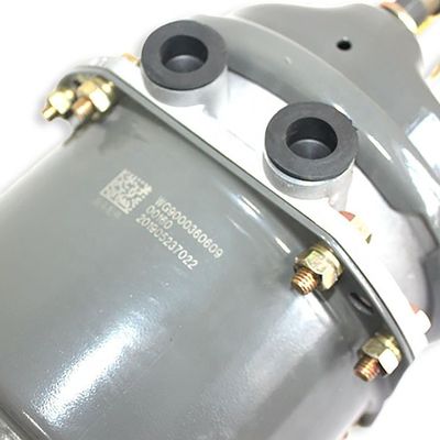 Right Spring Brake Chamber Long Lasting for Sinotruk HOWO AC16 Axle Spare Parts