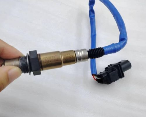 Shipment DHL TNT EMS UPS sensor for SINOTRUK HOWO SHACMAN WEICHAI X3000 FAW J6P JH6 truck WD615 WD618 WP10 WP12 engine