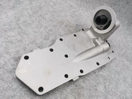 ISO9001 Certified 6BT 6BT5.9 Engine Oil Filter Head Oil Filter Seat Metal Construction Durable