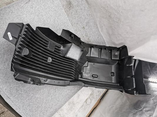 Steel Mud Guard Right Fender for SINOTRUK HOWO SITRAK C7H G7H T5G Truck Parts 2005- Year Suitable