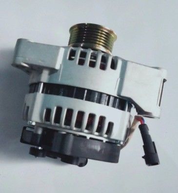 Sinotruk HOWO Truck Alternator Generator Vg1560090012 Vg1095094002 Leo100266A