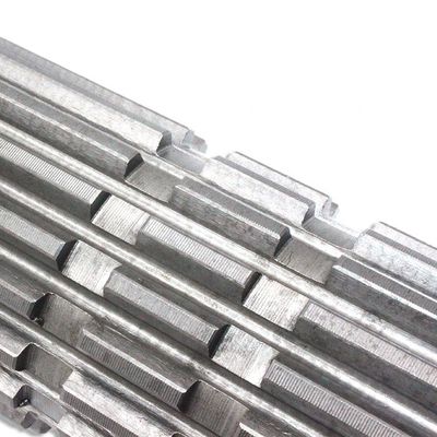 AZ2203040009 Steel Second Speed Main Shaft for Sinotruk HOWO Sitrak Gearbox Parts Pictures Showing