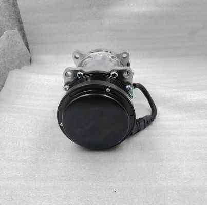 Standard Size 200V77970-7028 Sinotruk Heavy Truck MC11 Engine Air Conditioning Compressor 12V 24V